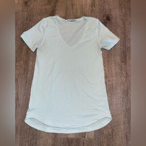 Lululemon Mint Green Tshirt - V-Neck